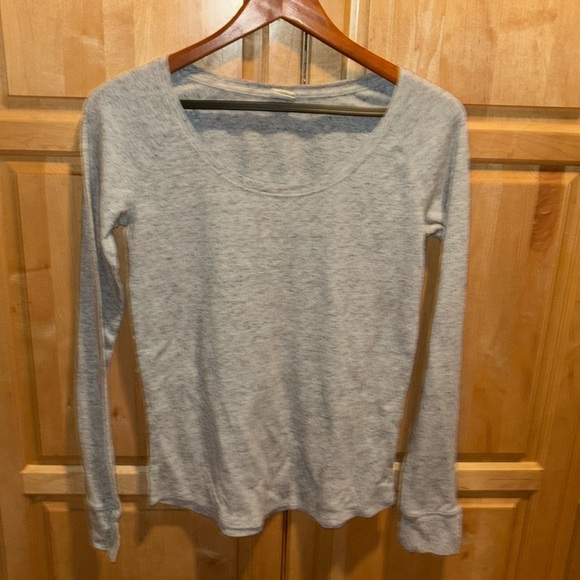 Victoria’s Secret “pink“ long sleeve warm winter shirt size large - Picture 1 of 5